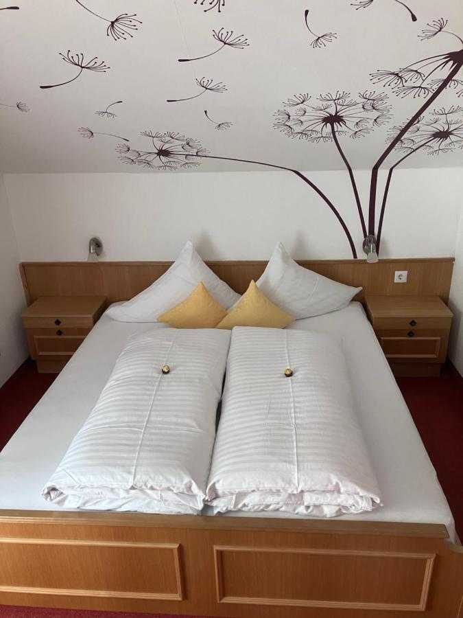 Haus Plankensteiner Hotel Каунертал Екстериор снимка