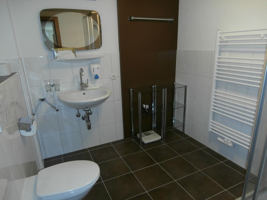 Haus Plankensteiner Hotel Каунертал Екстериор снимка